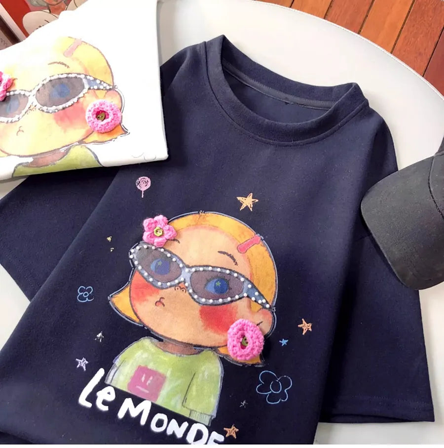 VINESU A12 - Le Monde Girl Oversized Tee with Rhinestone Sunglasses