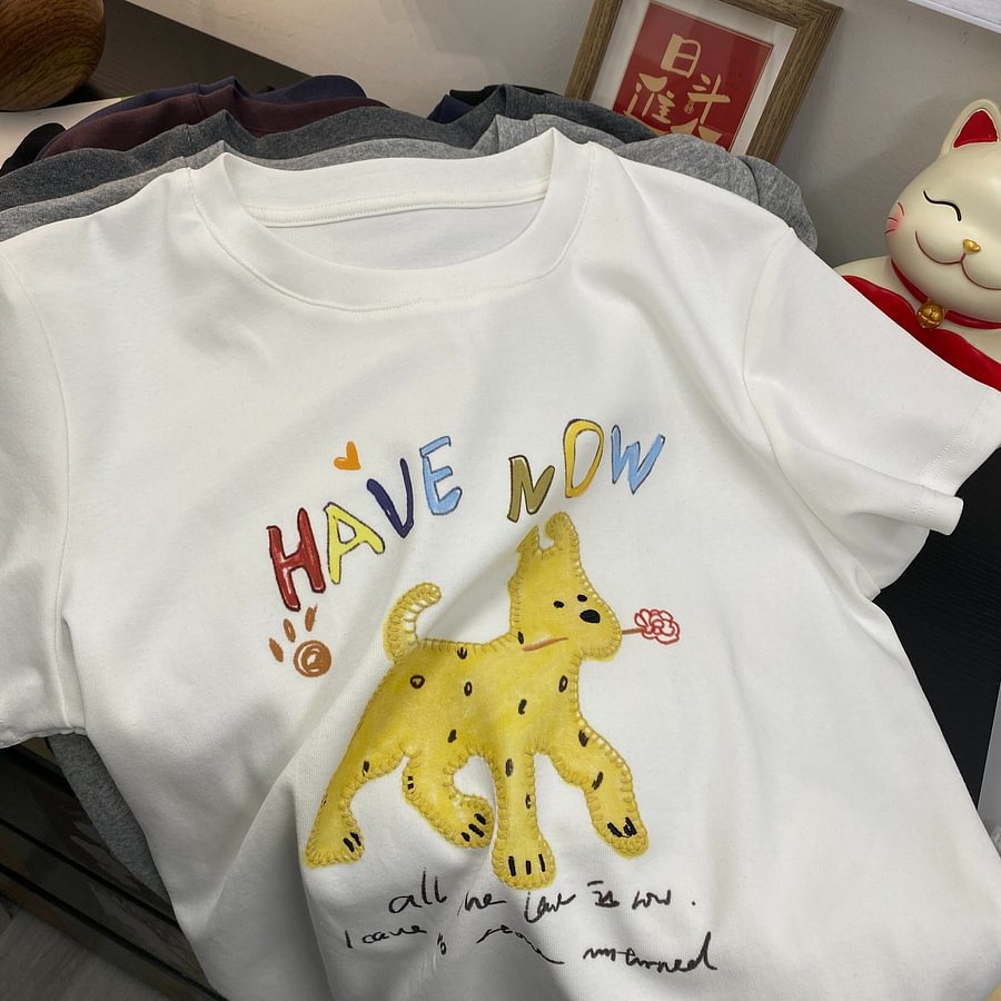 A186 - Doodle Puppy Graphic Tee - Hand-Embroidered Artistic Detail - 220g Premium Heavyweight Cotton