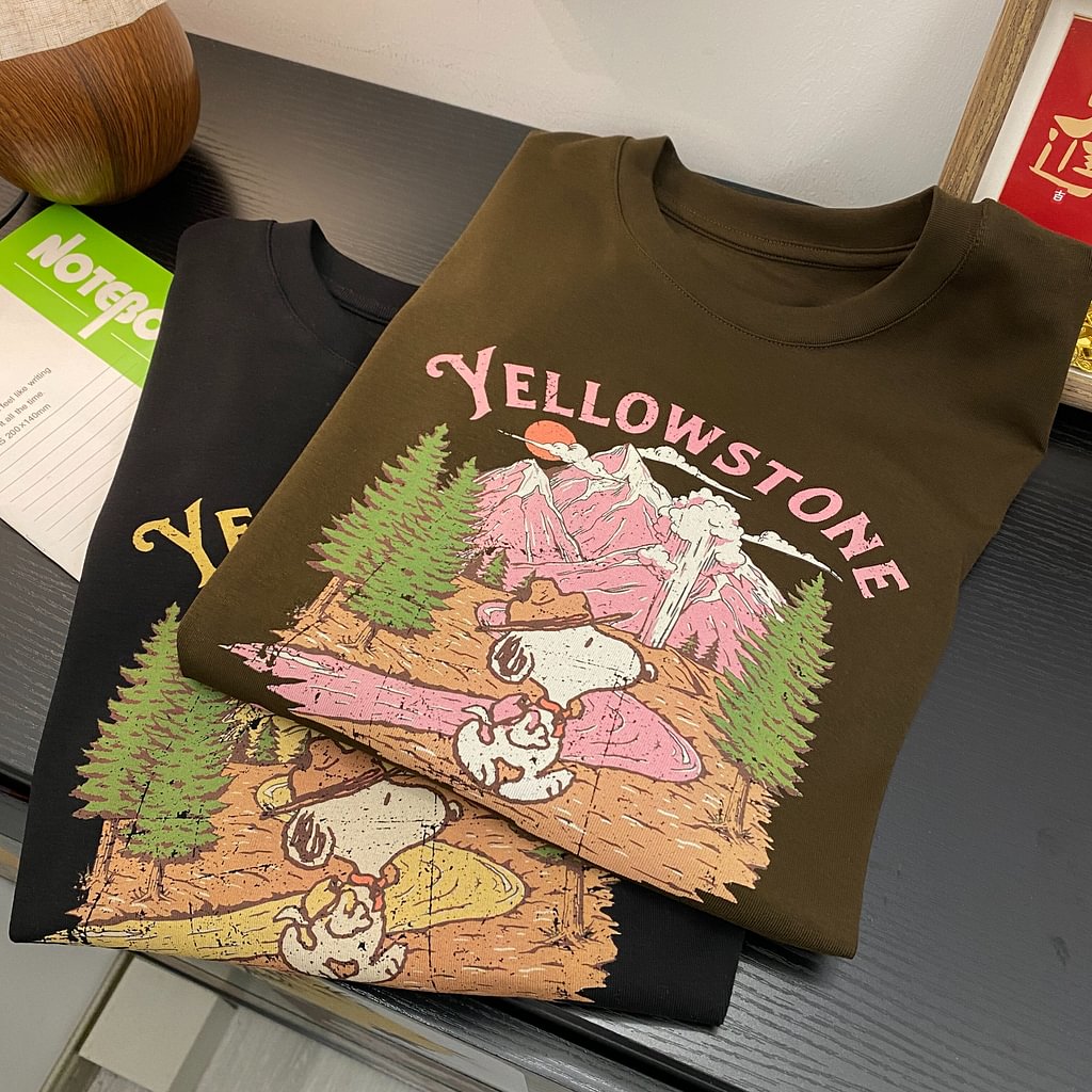 A184 - Vintage Snoopy Graphic Tee - 220g Premium Heavyweight Cotton - Retro Peanuts Aesthetic Streetwear T-Shirt