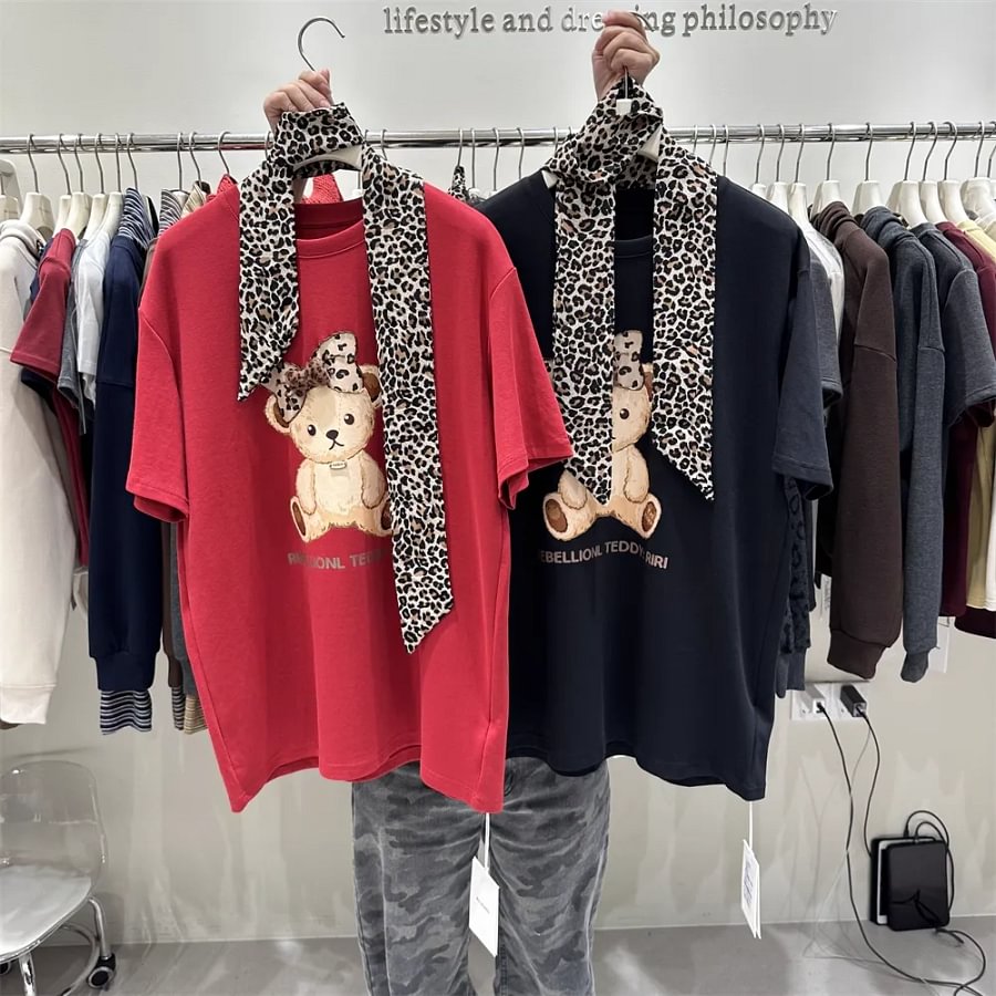 VINESU Leopard Bow Rebellion Teddy T-Shirt