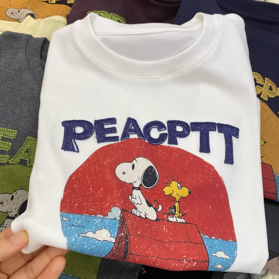 A148 - Snoopy Vintage Retro Comic Oversized Tee - Hand-Embroidered Lettering & Graphic T-Shirt