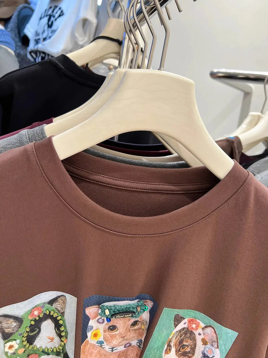 VINESU Style On Point🐈 Cat Illustration Tee—3D Accents Tell Stories