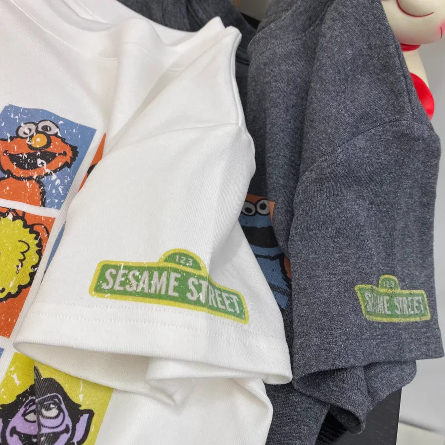 A156 - Funny Cartoon Cat & Mouse Graphic Tee - Retro Pop Art Streetwear T-Shirt - 220g Premium Heavyweight Cotton