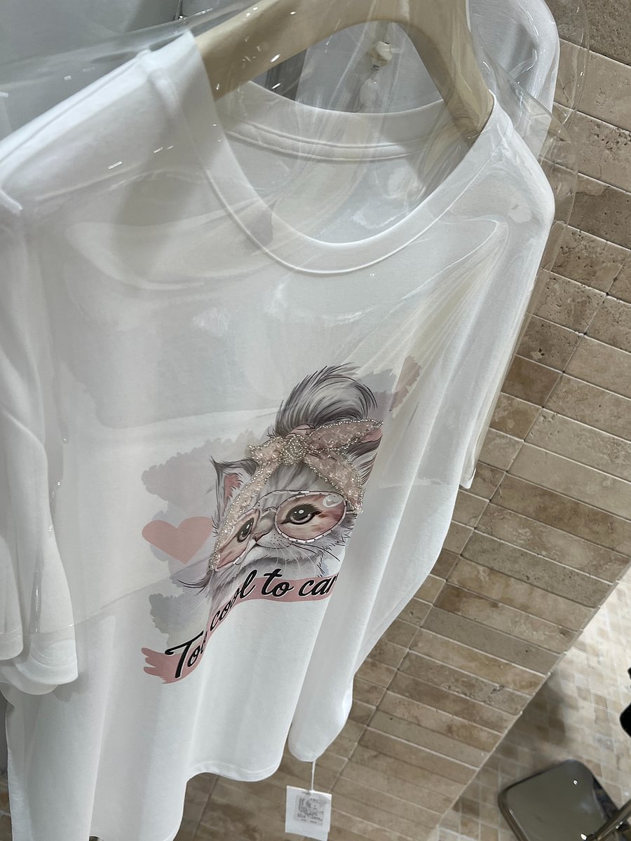 A183 - Cool Cat Graphic Tee - Hand-Embroidered Crystal Beaded Detail - 220g Premium Heavyweight Cotton