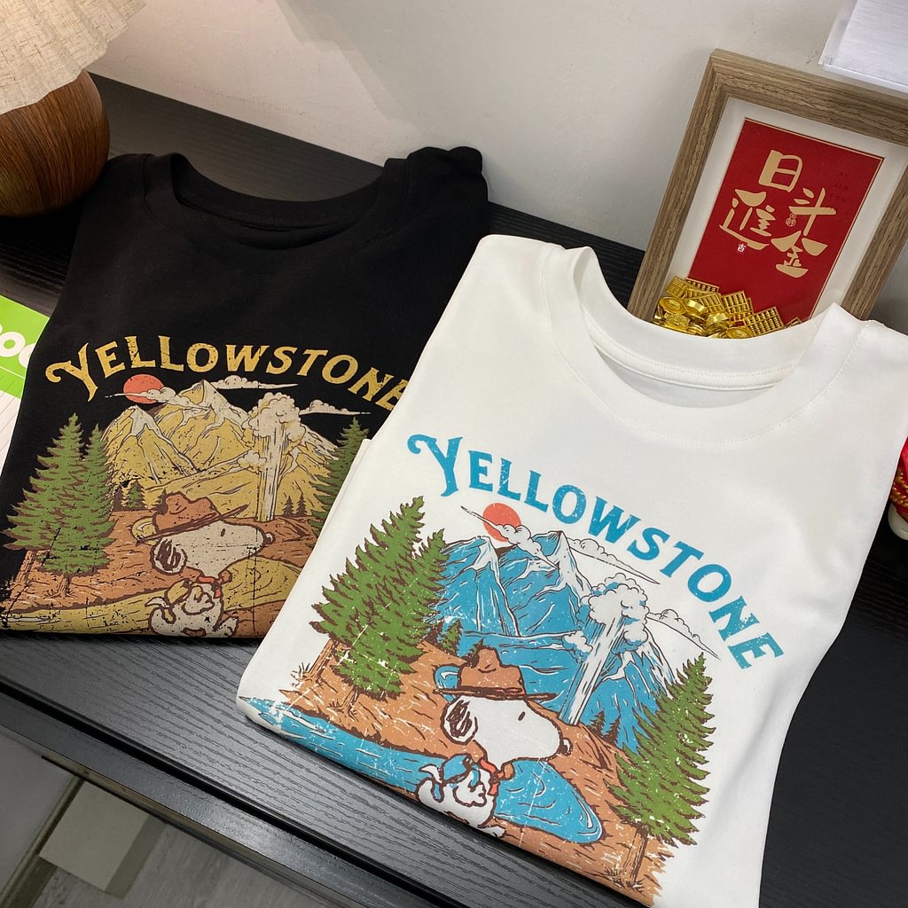 A184 - Vintage Snoopy Graphic Tee - 220g Premium Heavyweight Cotton - Retro Peanuts Aesthetic Streetwear T-Shirt