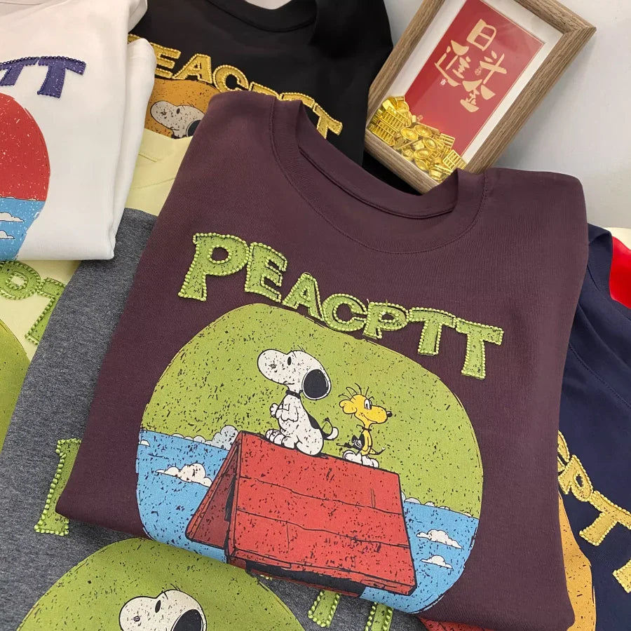 A148 - Snoopy Vintage Retro Comic Oversized Tee - Hand-Embroidered Lettering & Graphic T-Shirt