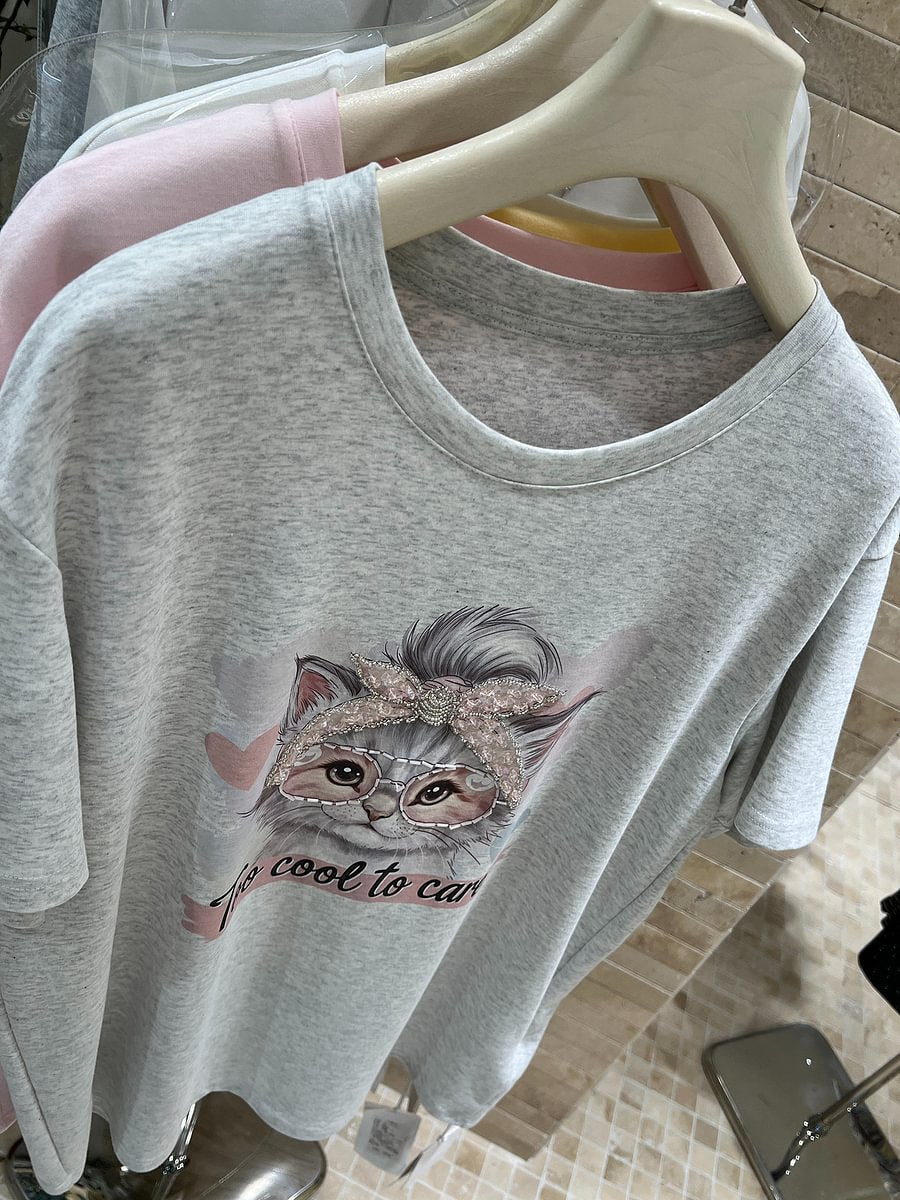 A183 - Cool Cat Graphic Tee - Hand-Embroidered Crystal Beaded Detail - 220g Premium Heavyweight Cotton