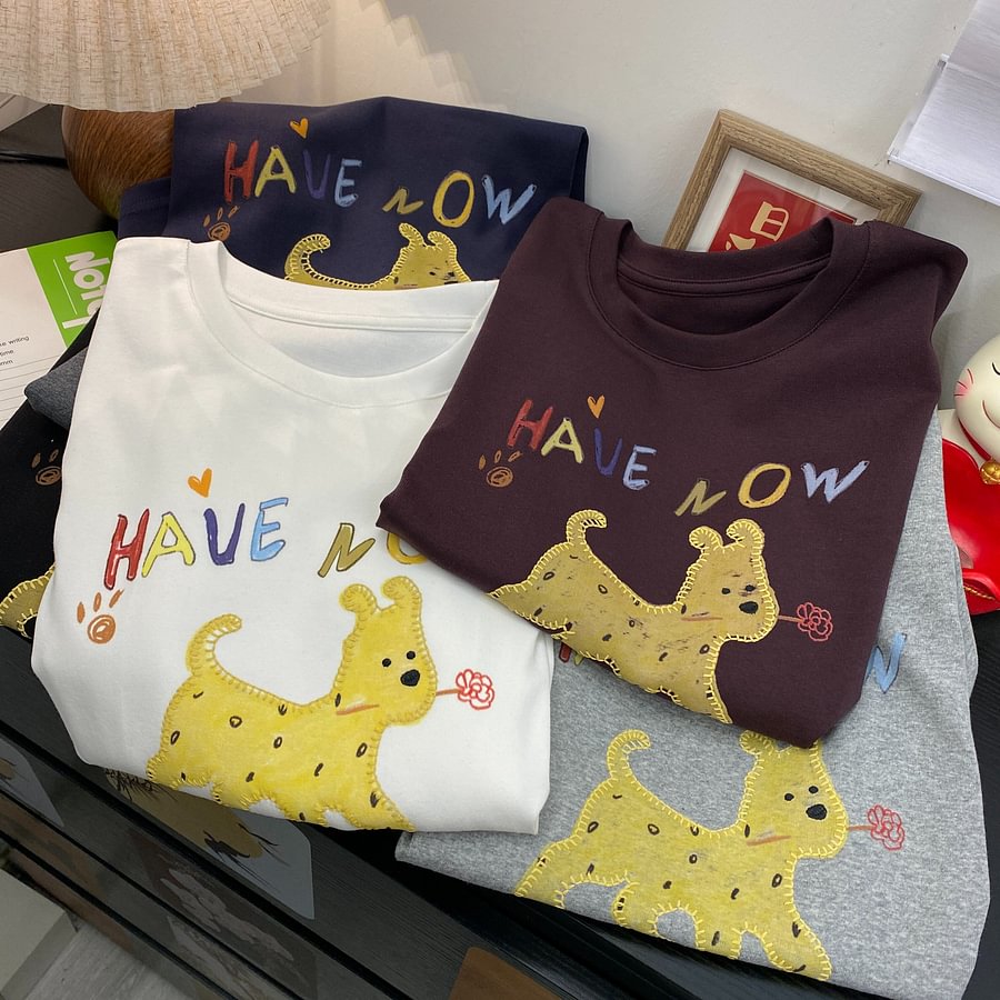 A186 - Doodle Puppy Graphic Tee - Hand-Embroidered Artistic Detail - 220g Premium Heavyweight Cotton