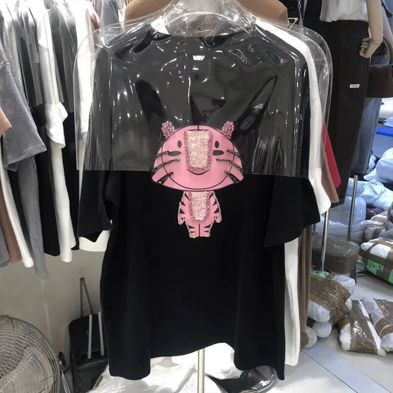 VINESU A29 - Rhinestone Tiger Oversized Tee