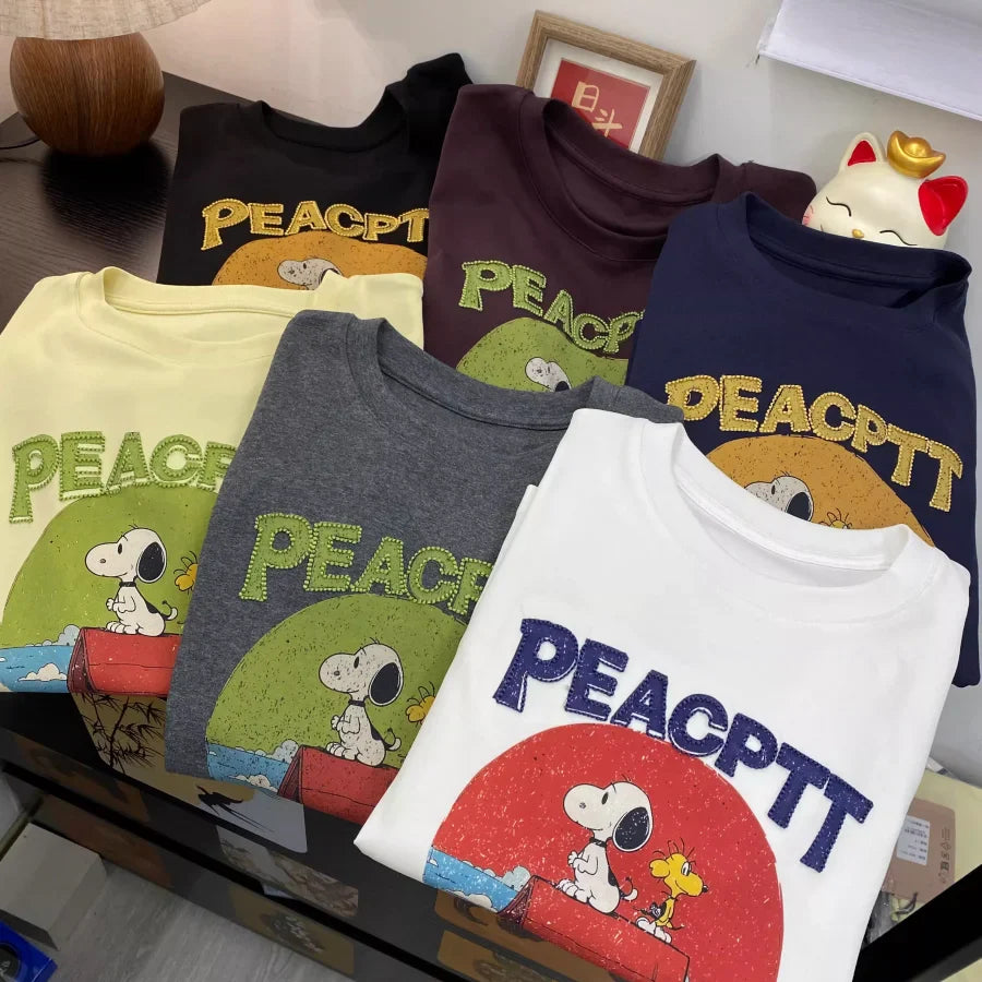 A148 - Snoopy Vintage Retro Comic Oversized Tee - Hand-Embroidered Lettering & Graphic T-Shirt