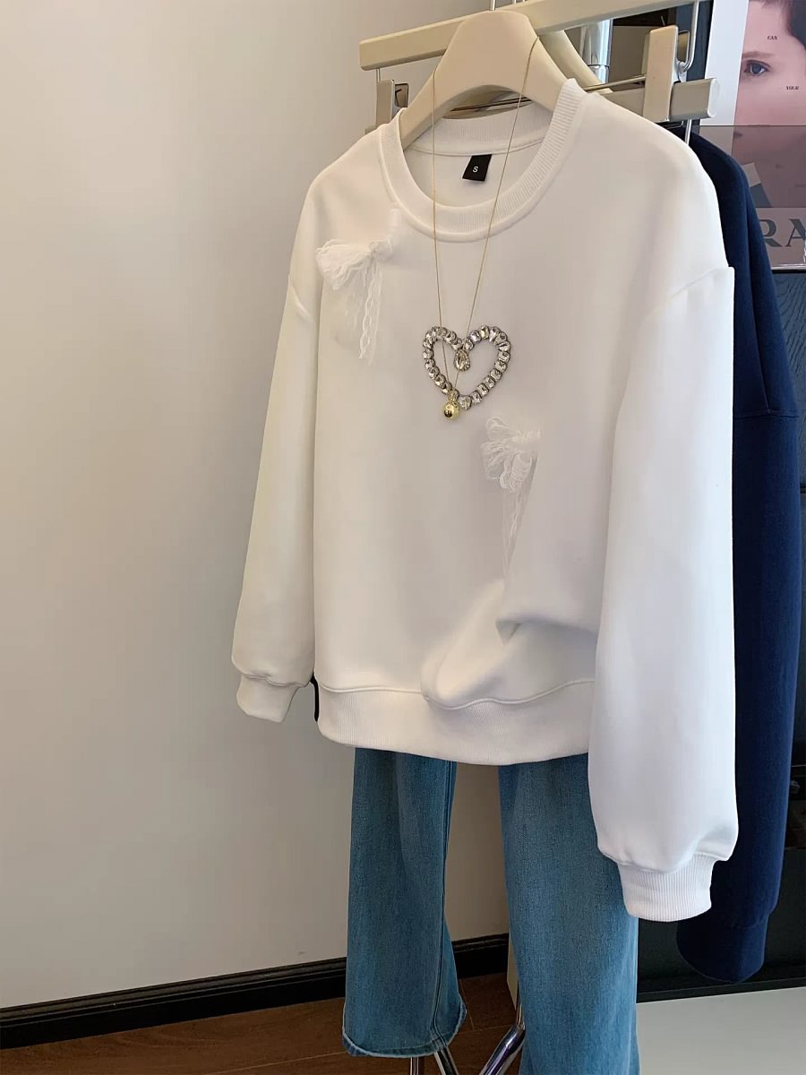 VINESU A45 Women’s Oversized Black Lace Bow & Pearl Heart Crewneck Sweatshirt | Coquette Aesthetic Top