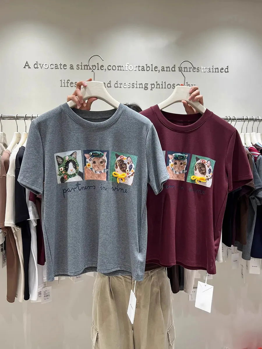 VINESU Style On Point🐈 Cat Illustration Tee—3D Accents Tell Stories